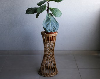 Vintage Wicker Plant Stand / Boho Wicker Decor / Yugoslavia 1970&#39;s / Handmade Farmhouse Decor / Tall Rattan Plant Stand / Boho Decor