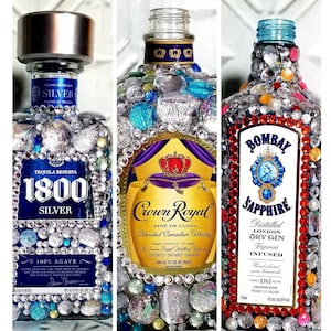 SALE! Bling Glam Decanter Rhinestones Bottle Home Decor Bar cart Party Graduation Father&#39;s Day Anniversary Wedding Birthday Bedazzled