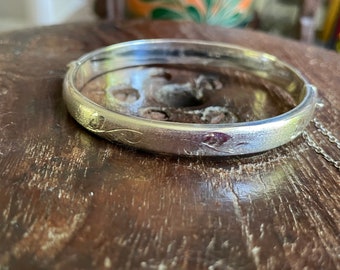 Beautiful Vintage Retro Sterling Silver Bangle Hallmarked 1970 Birmingham Makers Mark JS for Joseph Smith & Sons