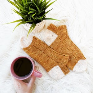 The Wynter Socks/ Knitted Sock Pattern/ Ankle Sock Knit/ No Show Sock/ Lace Knitting Easy Pattern/