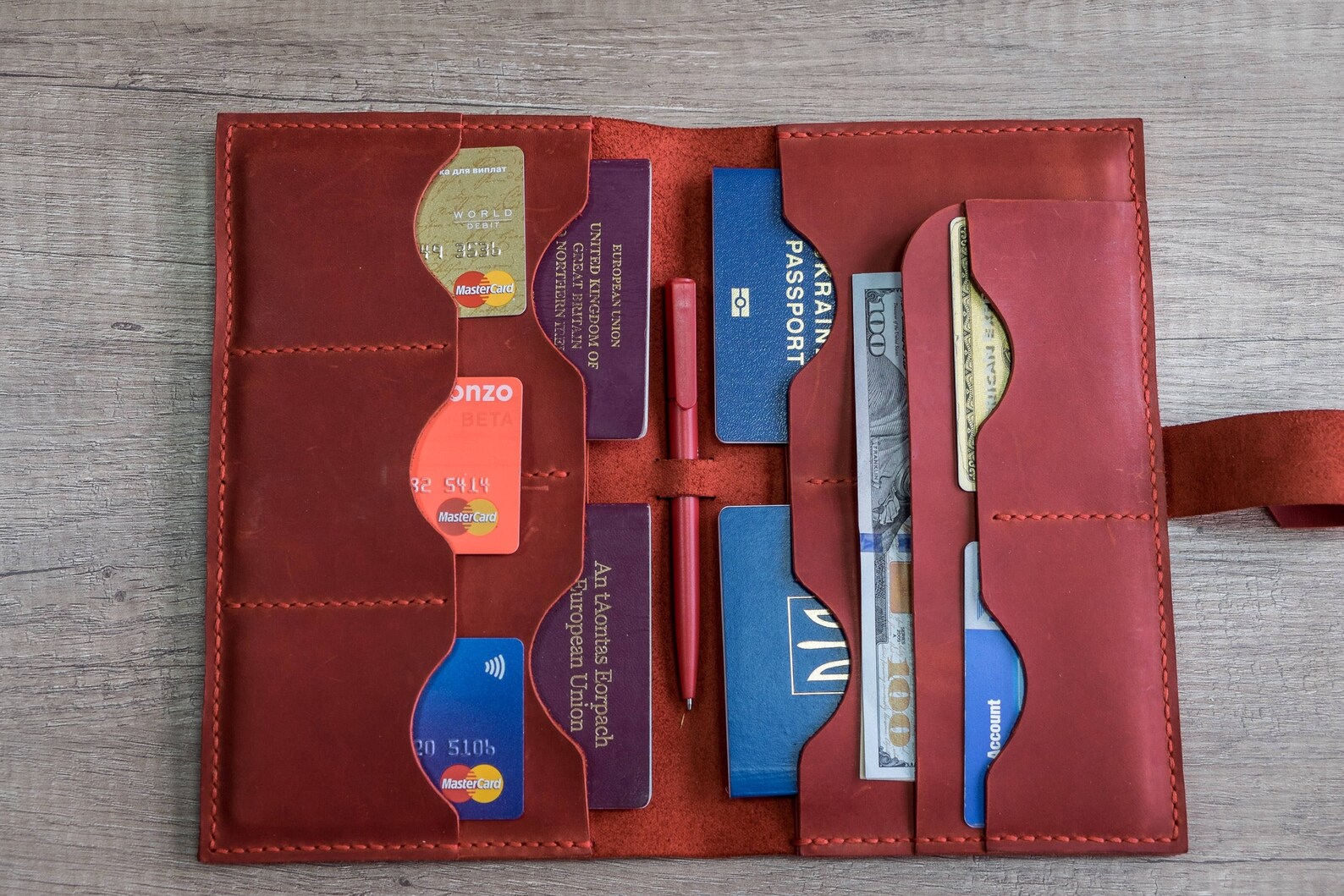 Family passport. Travel Wallet кожаный.