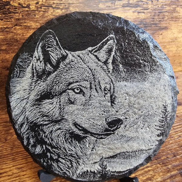 Slate coaster with a wolf image (no. 7 of 8)