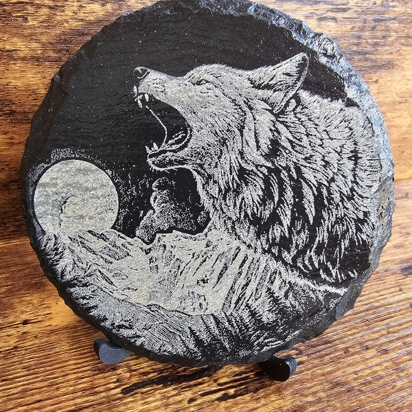 Slate coaster with a wolf image (no. 4 of 8)