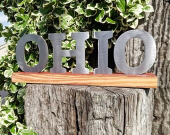 Ohio metal desktop with with wooden base