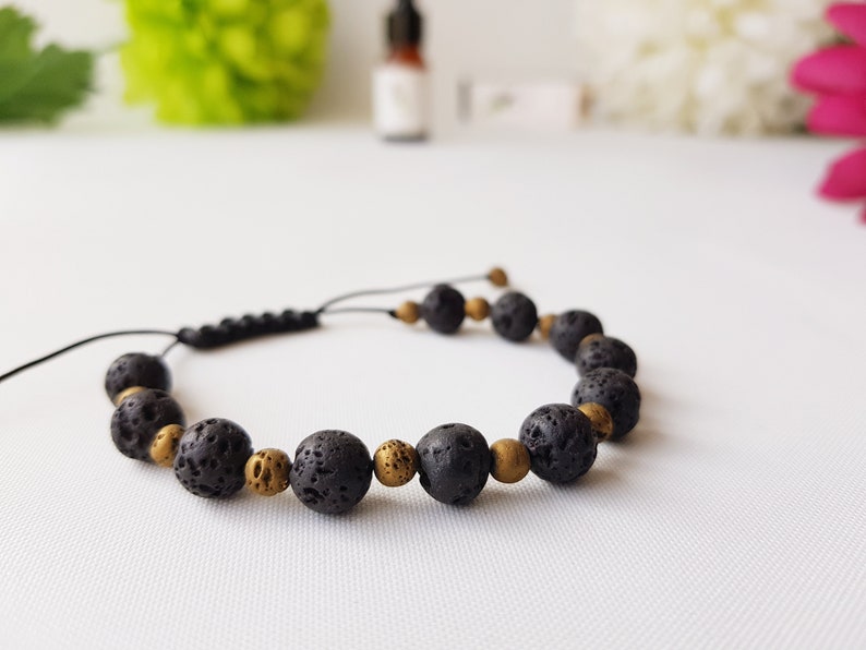 set of two anti stress jewelry Christmas Couple aroma bracelets black and gold volcanic lava stone essential oil diffuser gift for couple