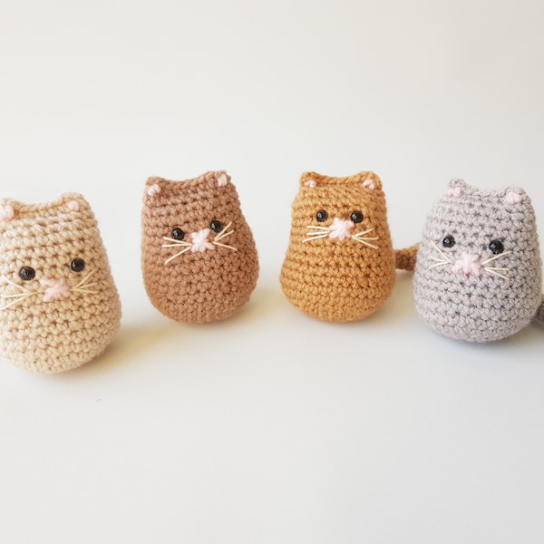 Mini gatto all'uncinetto, piccola statuetta di peluche a forma di gattino, giocattolo morbido in miniatura, regalo fatto a mano per proprietari di gatti e amanti degli animali domestici