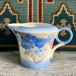 Pretty Vintage 1930s Art Deco Shelley &#39;Blue Phlox&#39; Pattern Small Cream Jug