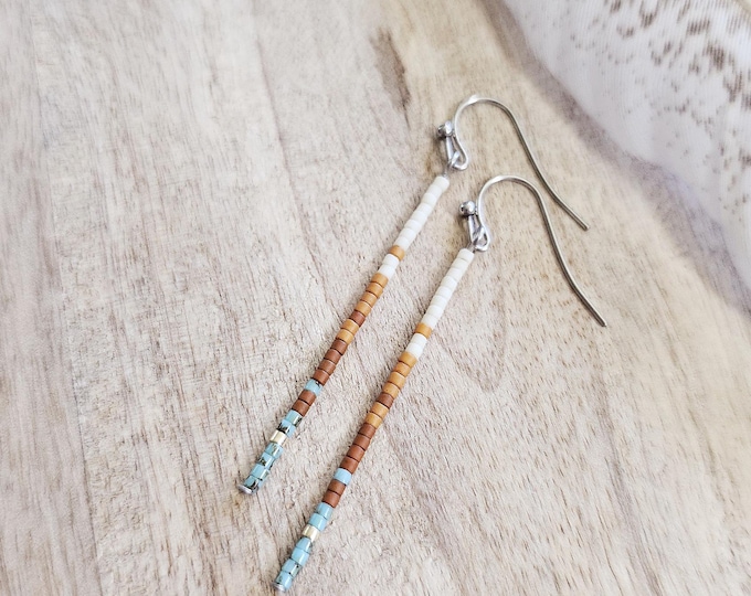 Seed bead earrings, boho earrings, western earrings, beaded boho earrings, turquoise earrings, small turquoise earring, small beaded earring