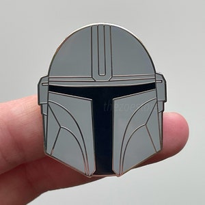 Mando Helmet Enamel Pin,Star Fights, Large Enamel Pin, Present, Gift