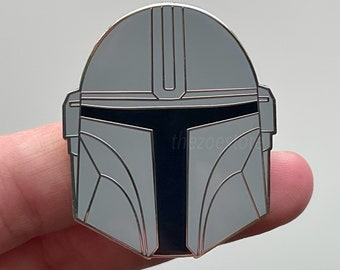 Pin de esmalte de casco de Mando, Star Fights, pin de esmalte grande, regalo