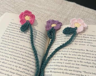 Handmade Crochet Bookmark – Unique Boho Bookmarks, Gift for Readers & Book Lovers, Crochet Page Marker, Teacher Gift, Stocking Stuffer