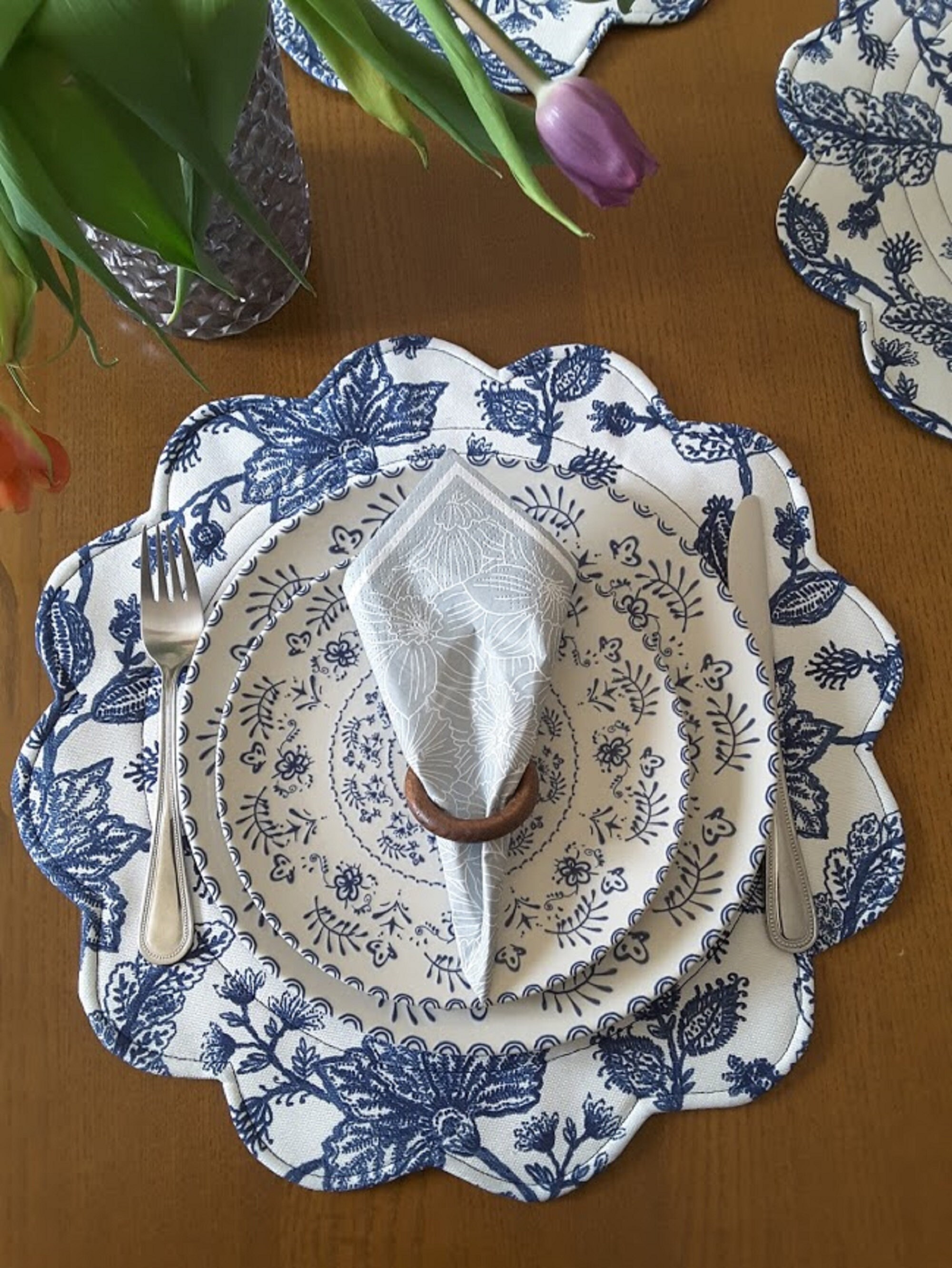 Blue Scalloped Placemats Quilted Round Place Mats Reversible Etsy