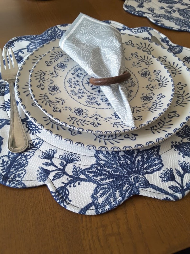 Blue Scalloped Placemats Quilted Round Place Mats Reversible Etsy