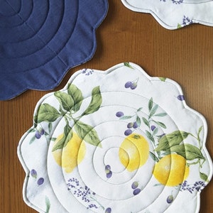 Round Quilted Placemats, Lemon Print Place Mats, Lemon Table Decor, Housewarming Gift