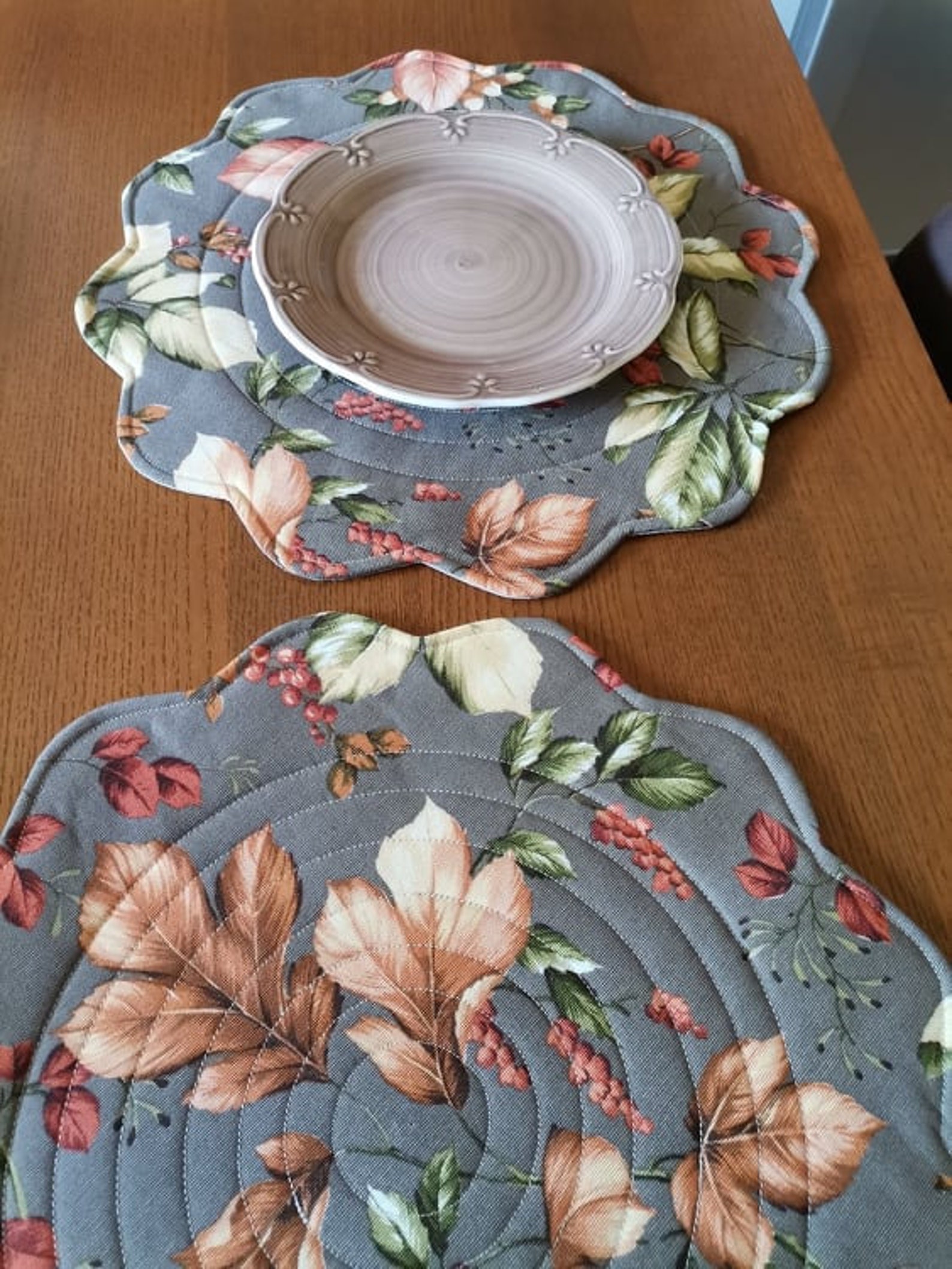 Round Place Mats in Fall Leaves Print Quilted Placemats Etsy