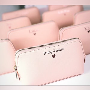 Monogram makeup bag, personalised bridesmaid bag, leather look makeup bag, personalised toiletry bag, bridal party gift, bridesmaid bag
