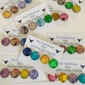 Magnets Handmade Glass Button Fridge Magnets for Home Set of 4 Original Artwork Unique Kitchen Decor Gift for Home Colourful Magnet Set