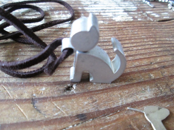 Cat Pendant, Vintage Llama Brooch - image 4