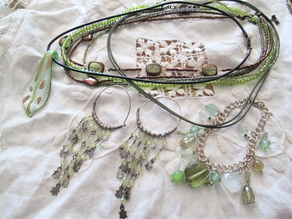Boho Five Piece Green Vintage Jewelry Ensemble - image 1