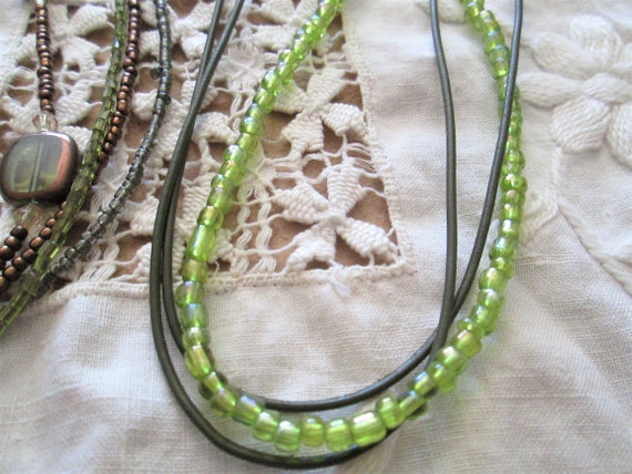 Boho Five Piece Green Vintage Jewelry Ensemble - image 9