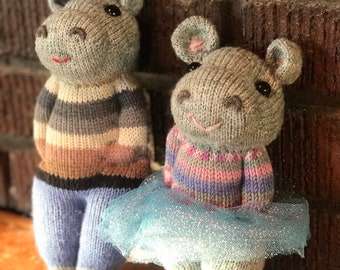 Un modello di giocattolo di peluche di ippopotamo digitale CSM lavorato a maglia