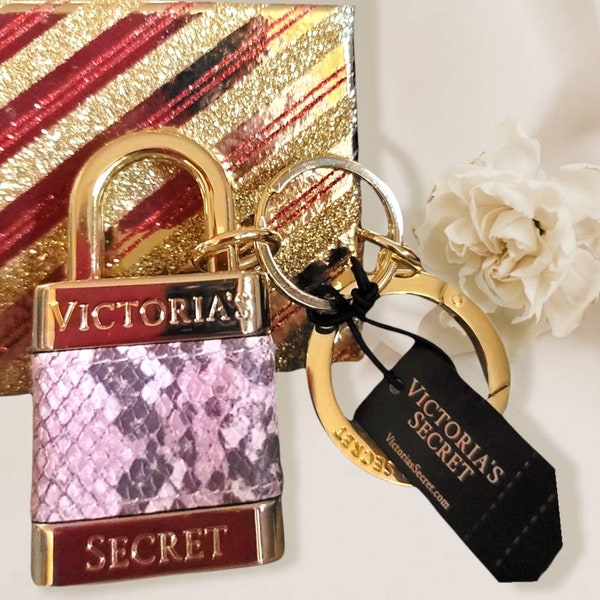 Victoria's Secret Keychain Padlock Keyring Gift Box Holiday Gift FREE Letter Charm