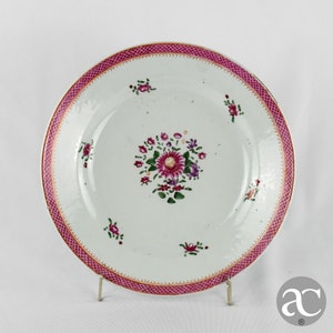 Chinese porcelain Plate, Famille Rose, Qing dynasty, Qianlong period, 18th Century