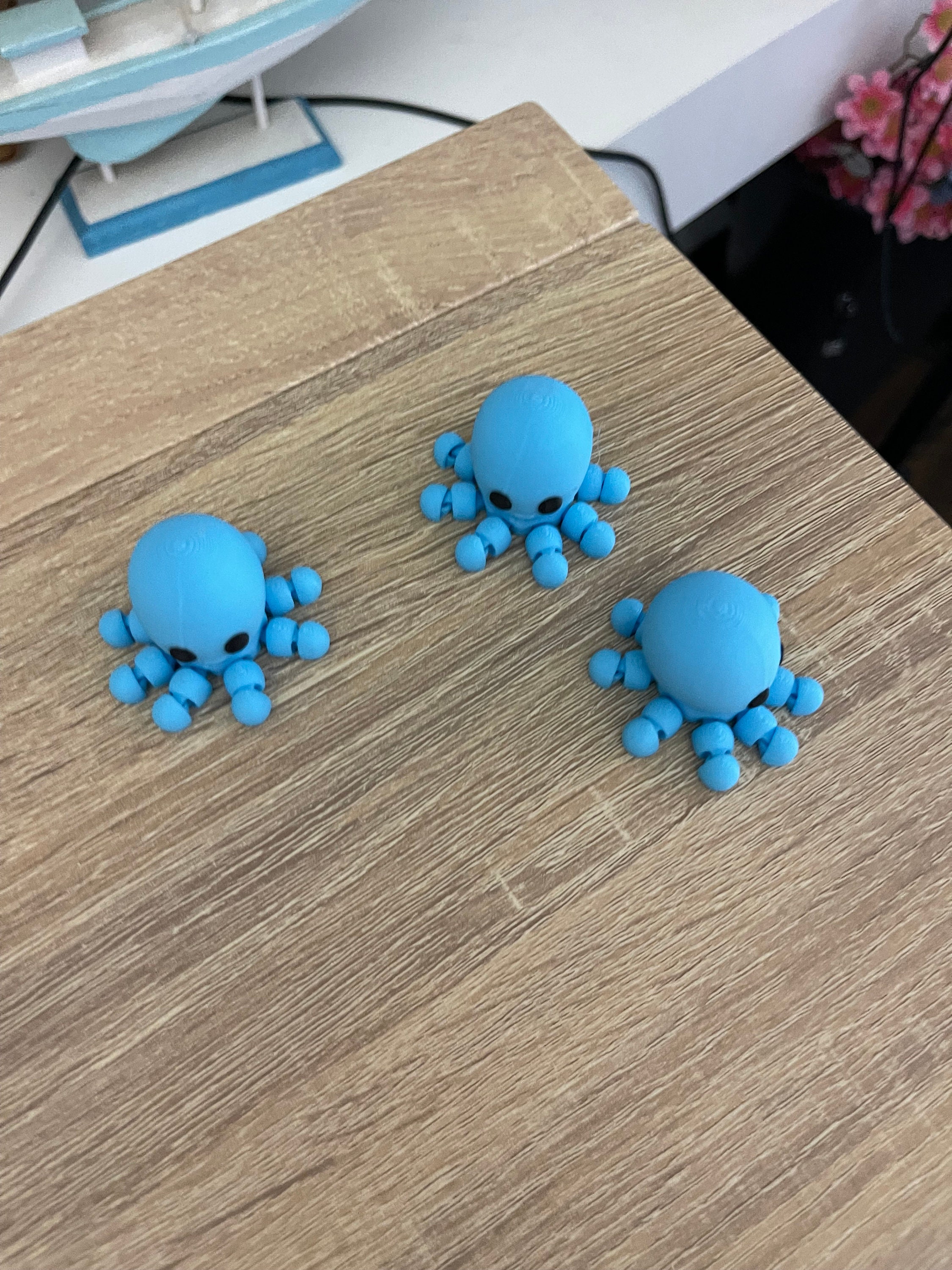 3D Printed Flexi Octopus Straw Topper Keychain USA Made, PLA Articulate ...