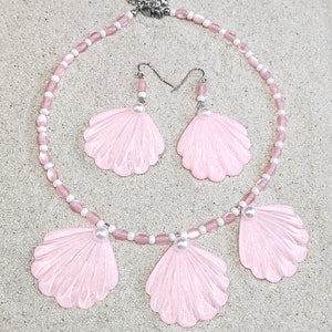 Beach Babe Pink Seashell Jewelry Set Dreamy glitter pink shells image 1