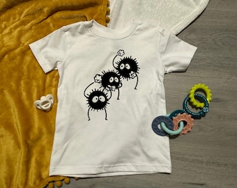 Camiseta de bebé de duende de hollín / Camiseta para niños pequeños inspirada en Ghibli / Regalo de anime para bebés