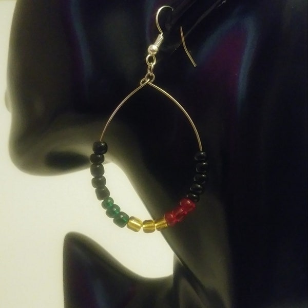 Rasta earring, Jamaica earring, USA, Patriotic, jewelry, handmade, earring, memory wire, hoop earring, beaded earring