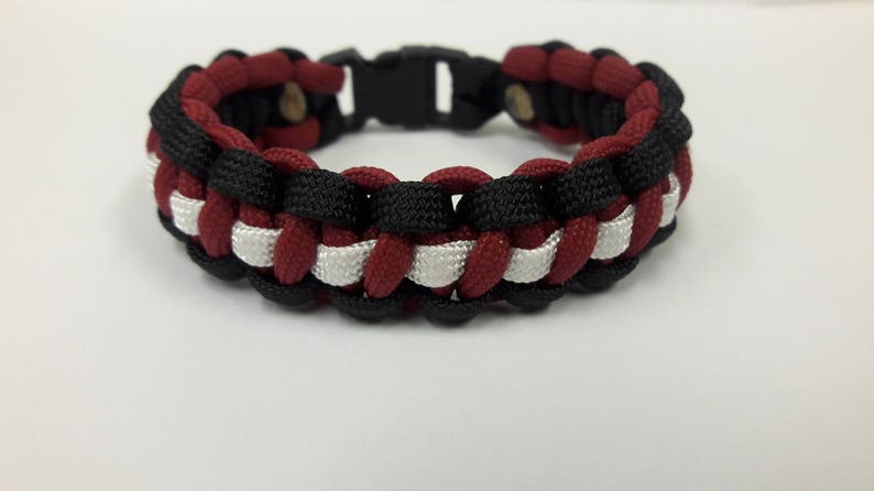 Football fans paracord bracelet, Paracord keychain, paracord bracelet, keychain, paracord bracelet, bracelet, gameday Paracord bracelet image 2