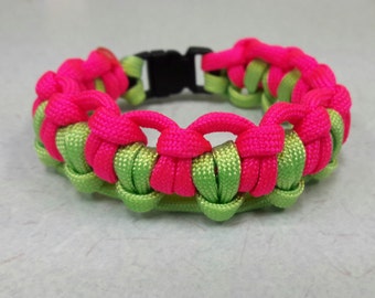 Half hitch Paracord bracelet, cobra knot bracelet, bracelet, double tatted paracord bracelet.