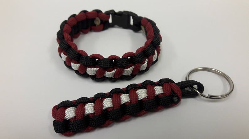 Football fans paracord bracelet, Paracord keychain, paracord bracelet, keychain, paracord bracelet, bracelet, gameday Paracord bracelet image 1