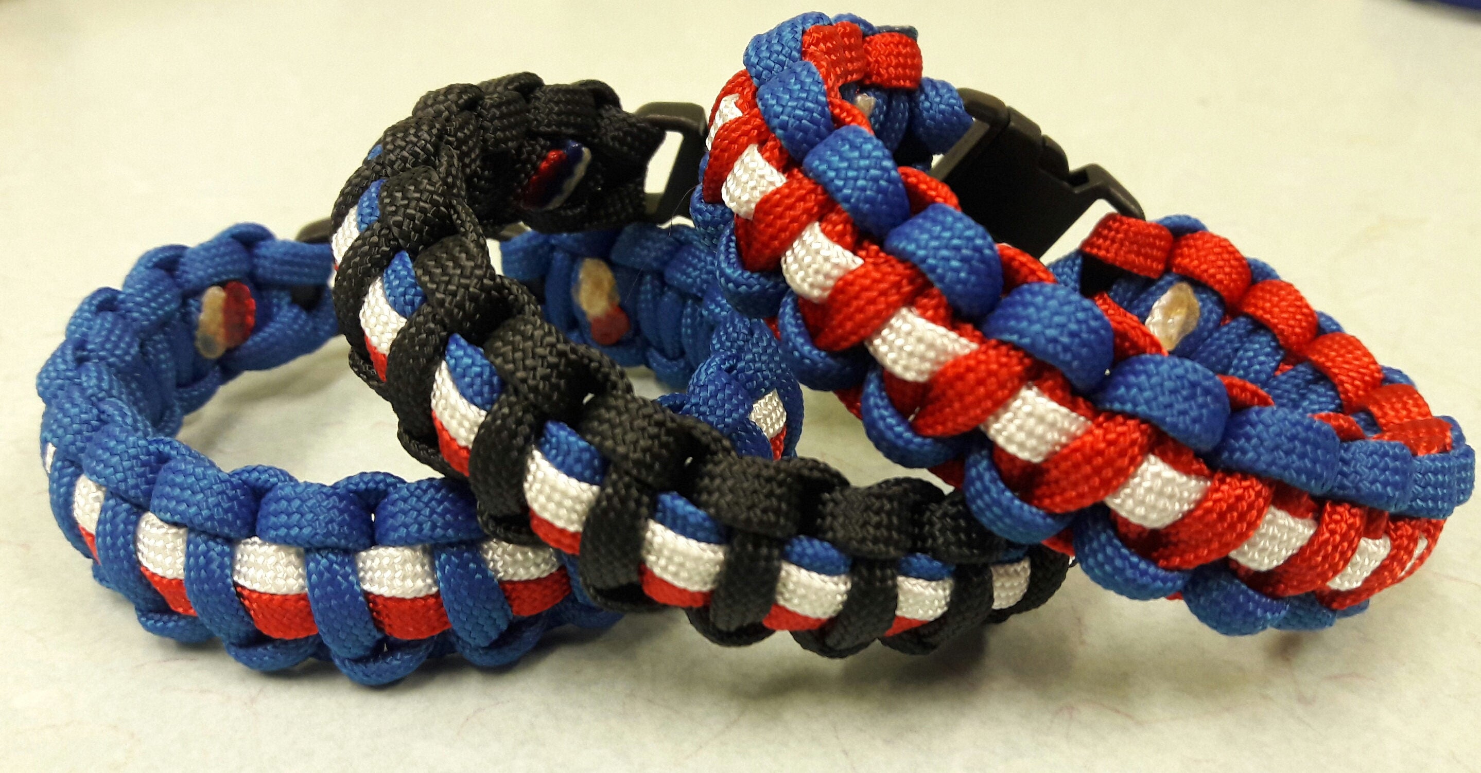 Buy Paracord Bracelet Independence Day 4th of July Three Color Online in - Etsy