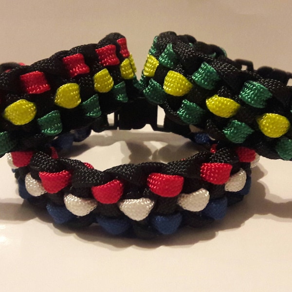 Bracelet paracord checkerboard, bracelet à motifs à damier, bracelet couleur Rasta, bracelet Jamaïque, bracelet USA, patriotique, 4 juillet.