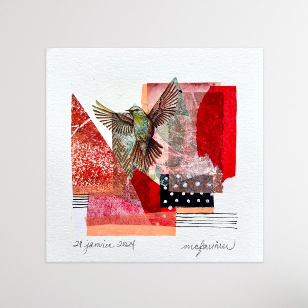 Petit collage semi-abstrait, oeuvre originale sur paper Canson de 14 x 14 cm, collage et techniques mixtes, mini collage avec un oiseau, art