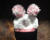 Hand Knitted Newborn Baby Beanie. White baby beanie. Baby Hat With Pom Pom. Baby Beanie. Knit Baby Hat. Baby Gift. Baby Photo Prop.
