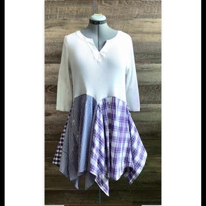 Womens upcycled Lagenlook style flattering tunic. Purple plaid and white. 3/4 sleeve. Size XL.