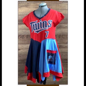Minnesota Twins baseball size M-L red and blue cotton tunic with pocket and Lagenlook style bottom