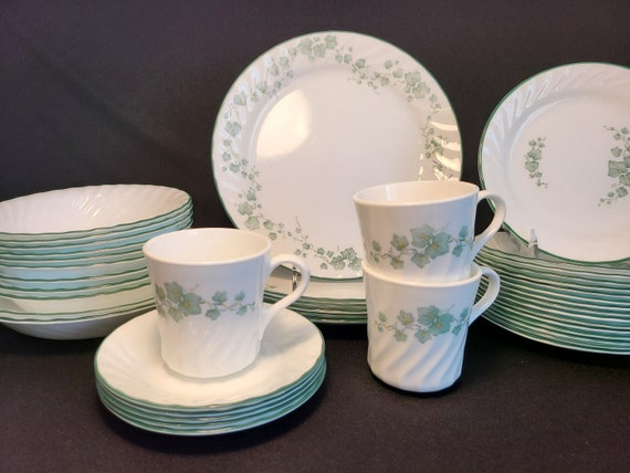 Vintage Corelle Calloway Ivy Sets of 4 Salad Plates or Sets of 4 Cereal Bowls White Vitrelle With Green Ivy Vines Etsy
