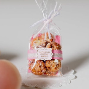 Dollhouse Chocolate Chips Cookies Gift Pack, 1:12 Dollhouse food, 1/12 Miniature food, Miniature Cookies, Christmas, foodie Gift, Brithday
