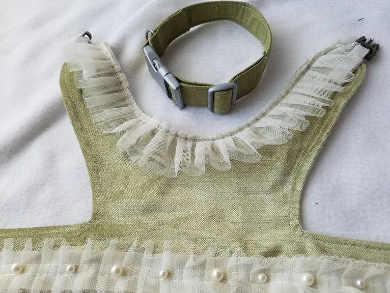 Exquisite Dog Dress ~Wedding ~Black Tie ~Special Occasion ~Pet Outfit ~Small Puppy ~Fancy Dog ~Formal Dog Dress ~Dog Clothes ~Lace ~Pearls