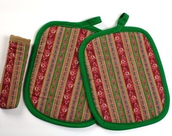 Set of 2 Handmade Red, Green and Yellow Floral Pattern Potholders and 1 Matching Skillet Mitt