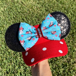Minnie Mouse Inspired visor, red visor, minnie bow,  Mouse Ears, mickey ears, Minnie Ears, disney visor, mouse visor, disney park