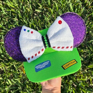 Design inspiré de Buzz l'Éclair, oreilles de souris, oreilles de mickey, oreilles de Minnie, adulte, visière disney, visière de souris, histoire de jouets
