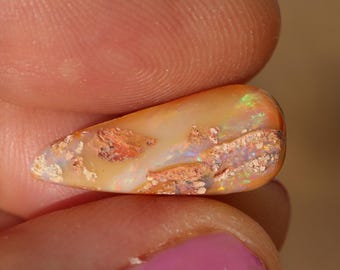 4.5ct Natural Australian Pipe Opal – Solid Gemstone (670)