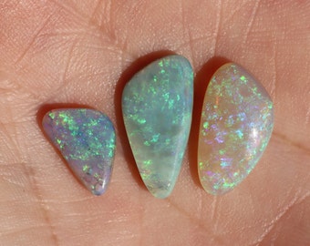 Parcel of 3 Beautiful Natural Mintabie Opals - TCW 4.7ct - (628) - See NOTE in description