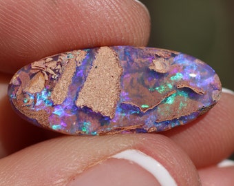 Gorgeous 8.3ct Long Oval Shaped Natural Australian Purple Pipe Opal (632)