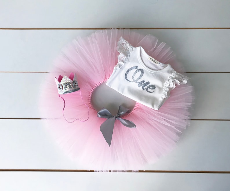 Tutu And Flutter Sleeve Bodysuit Party Crown 3 Piece Light Pink /& Silver Tutu Cake Smash Outfit 1st Birthday Set